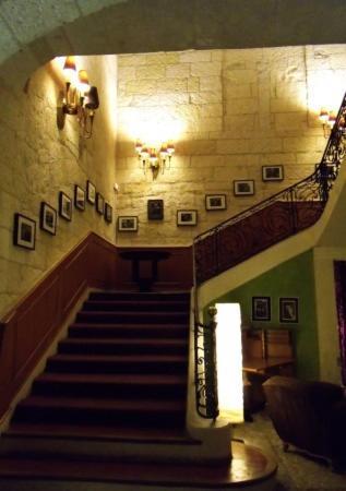 Hotel Saint Trophime Арль Экстерьер фото